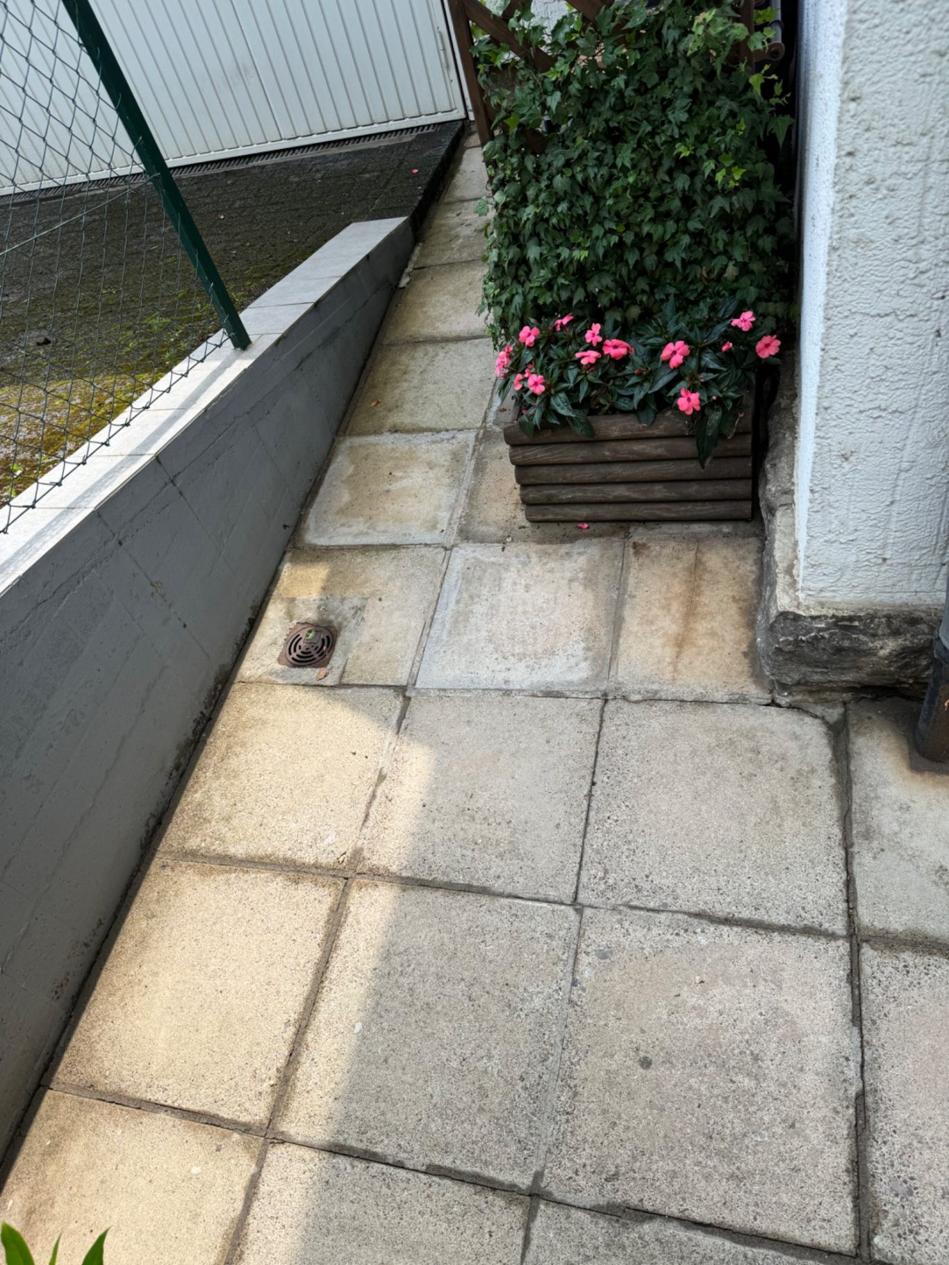 Entsorgungsplatz - Nach der Reinigung