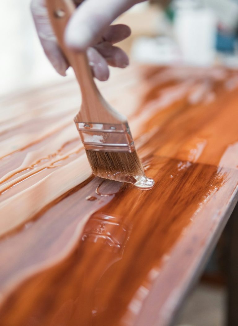 Unsplash - Holzöl